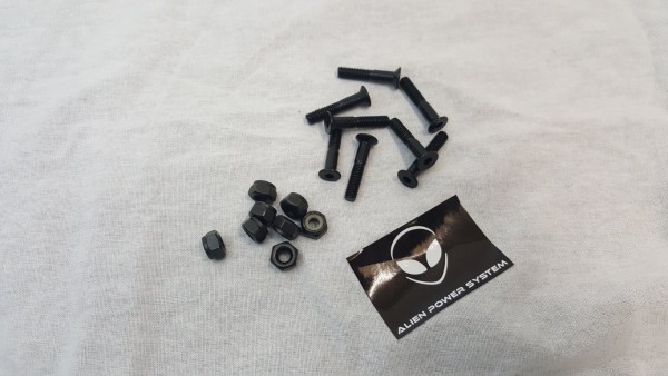 Schraubensatz M5x27mm Innensechskant